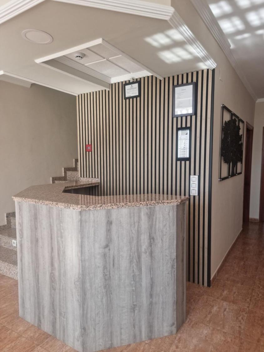 Hostal Restaurante El Paraiso Дон-Бенито Экстерьер фото
