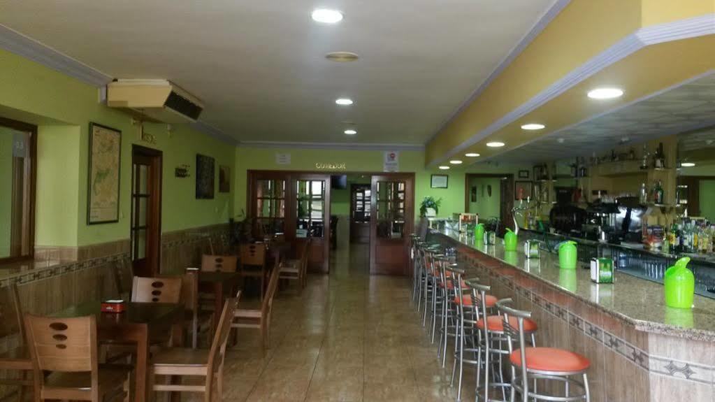 Hostal Restaurante El Paraiso Дон-Бенито Экстерьер фото